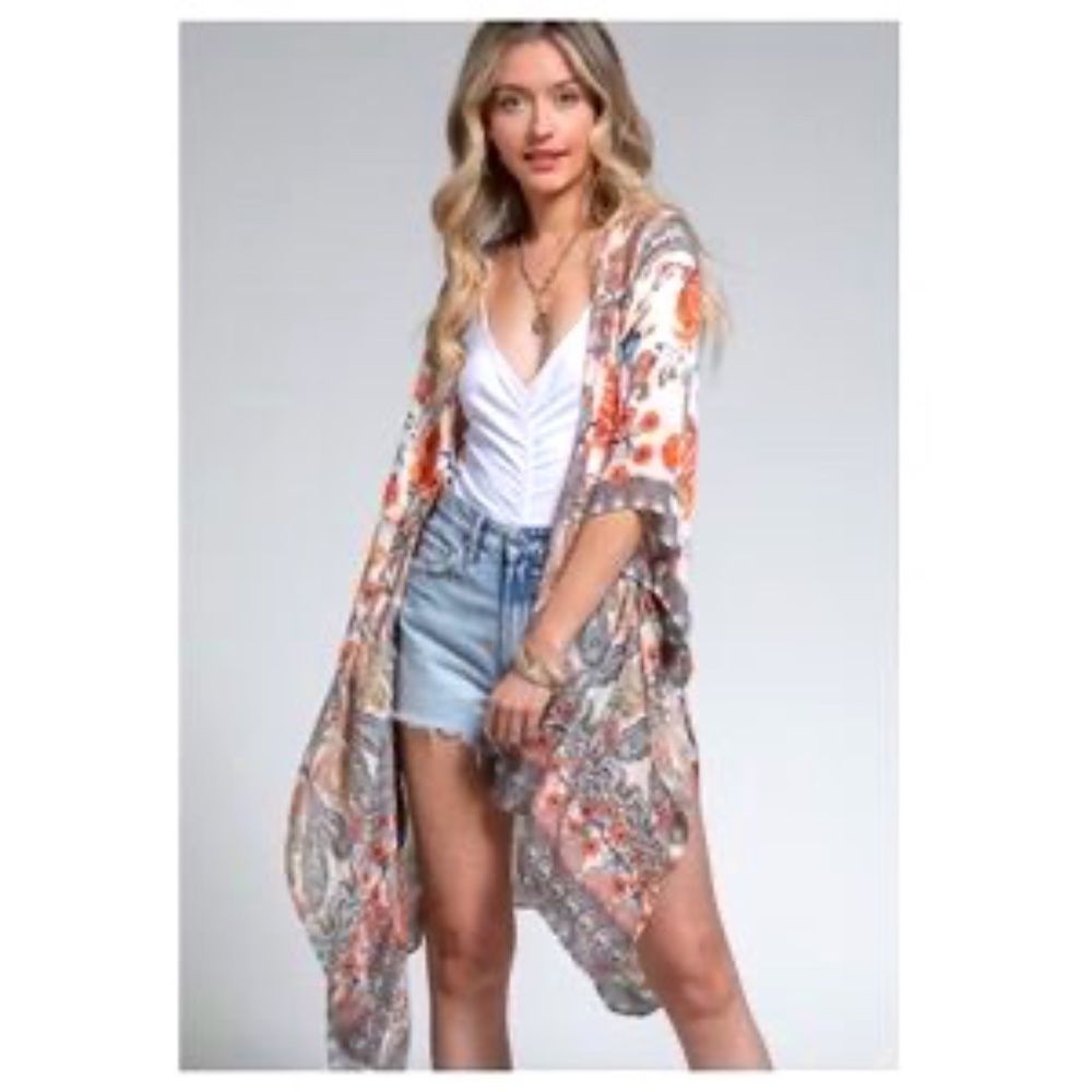 A Beautiful Jacquard Kimono One Size